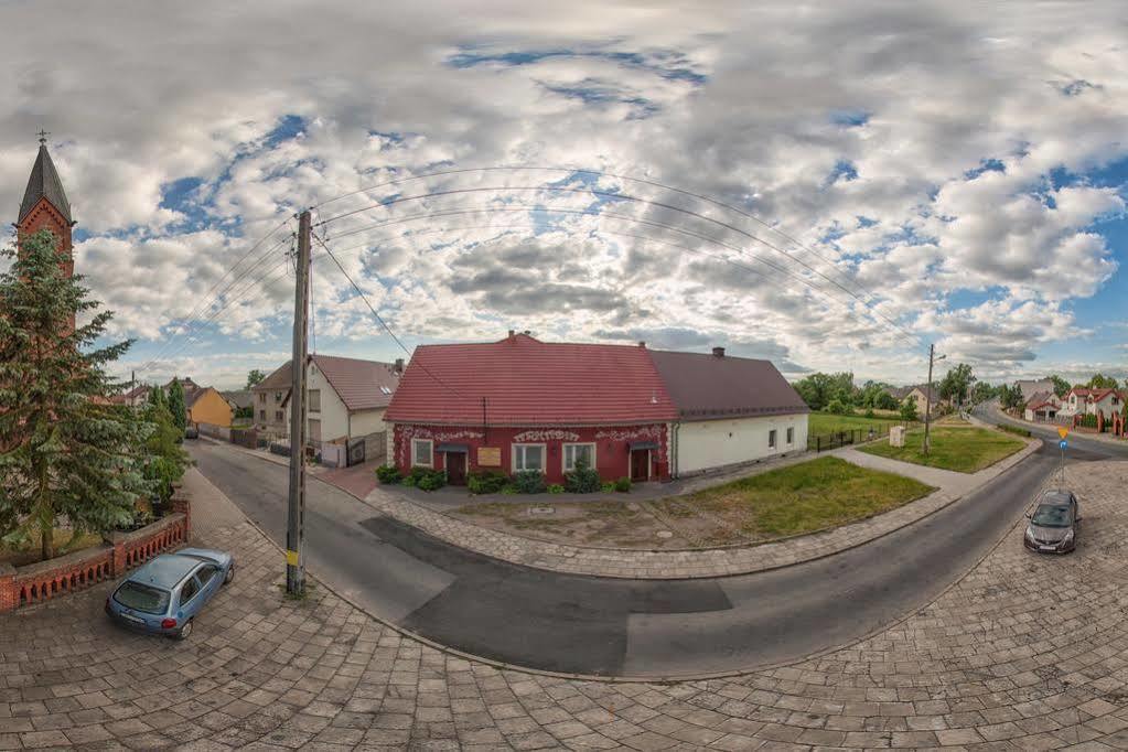 Hotel Arkadia Gosciniec-Klima,Parking,Ogrod à Opole Extérieur photo
